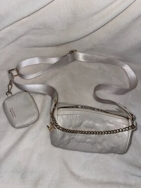 Juicy Couture White Quilted Crossbody with Coin Pouch